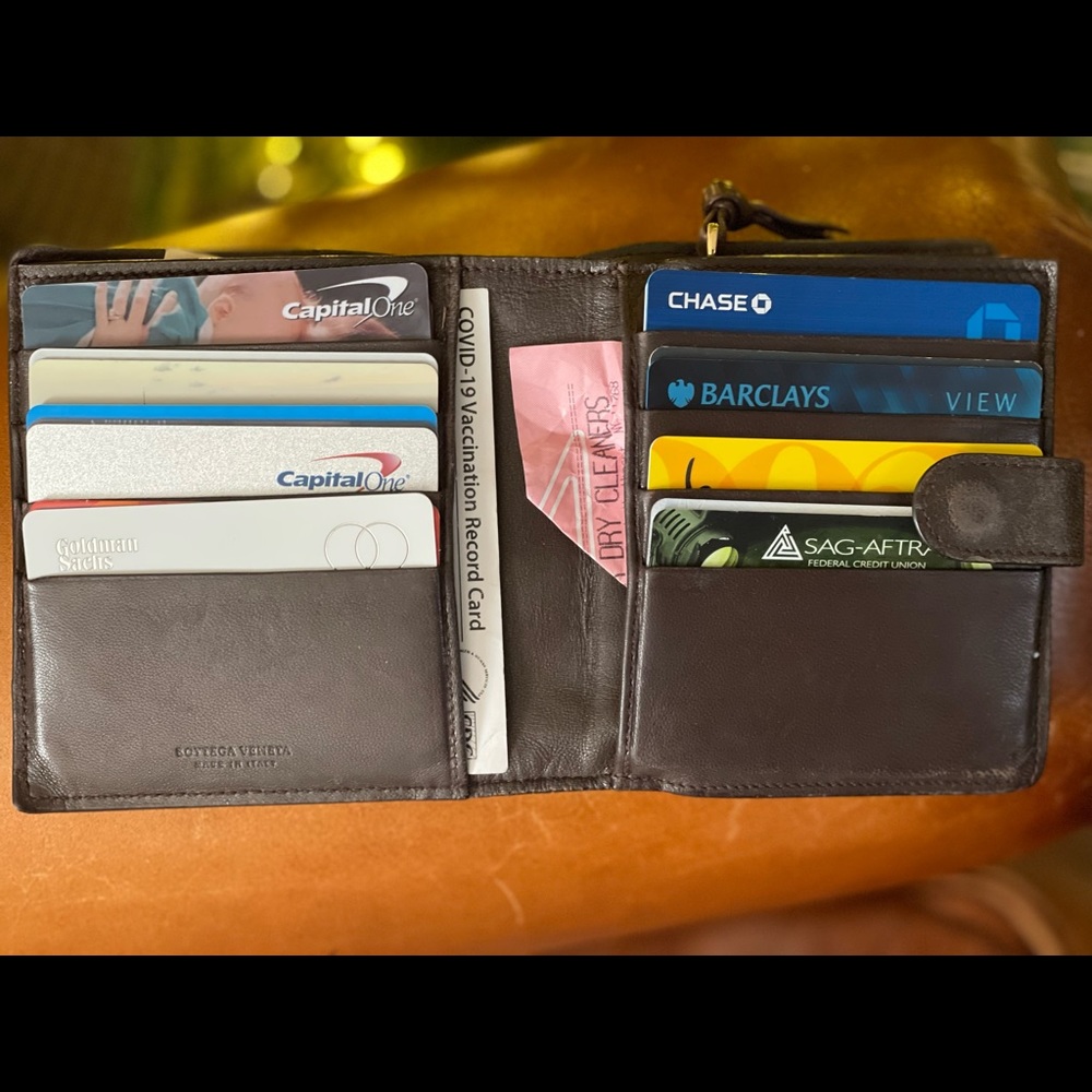 BOTTEGA VENETA - Intrecciato woven design -  French Organizer Zip/Bifold Wallet - Picture 8 of 16